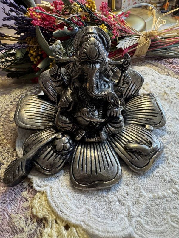 Ganesha Flor Plateada