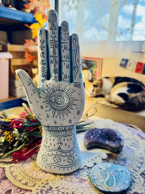 Figura Mano de Fátima Narayan