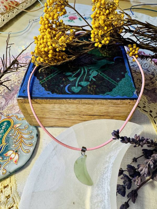Collar Luna Aventurina con cordón rosa