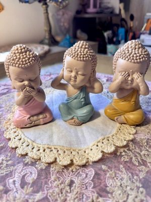 Buda no oigo ,no veo,no Hablo Pastel
